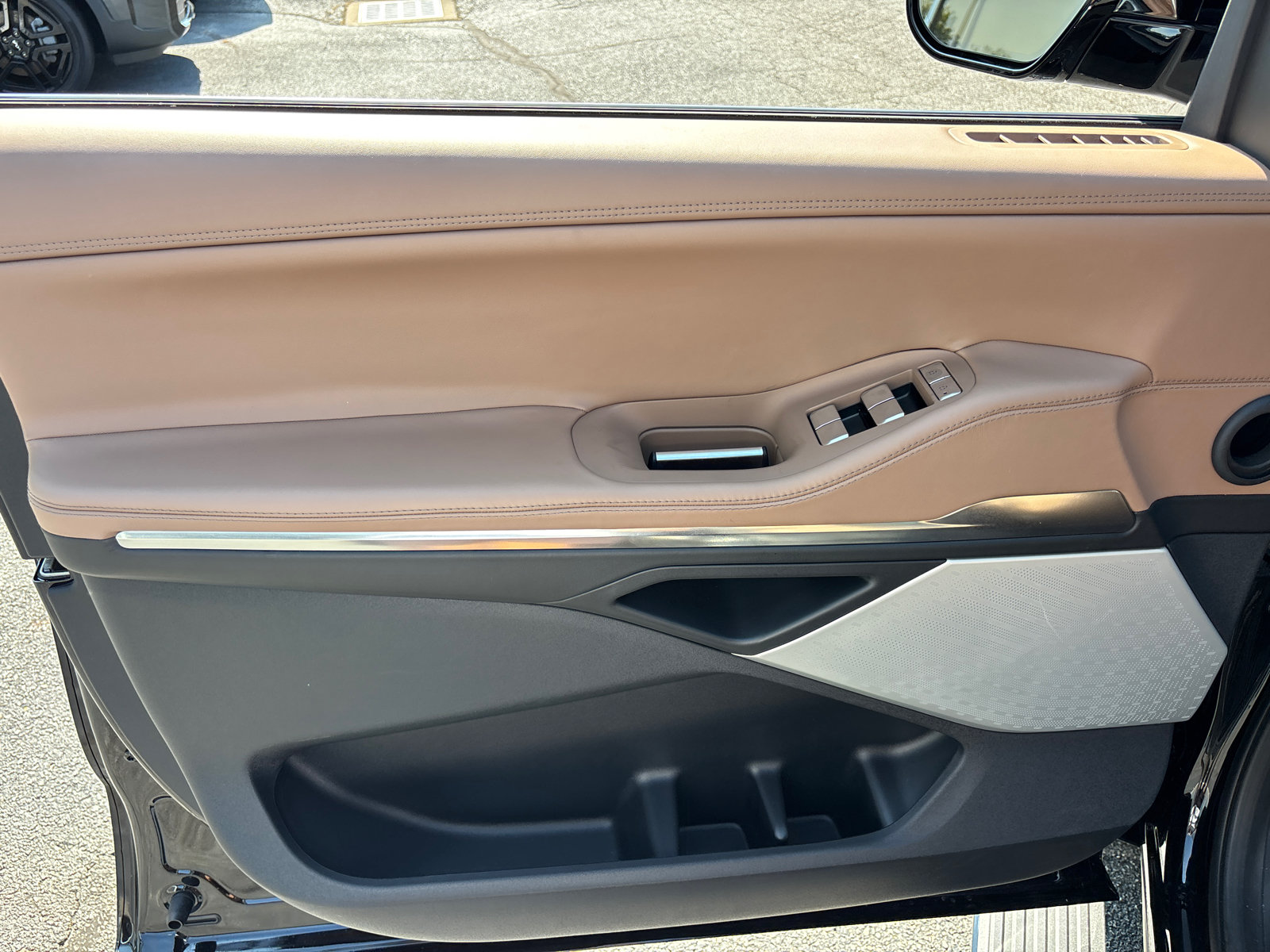 New 2027 Lincoln Navigator Black Label AWD/4WD image 11