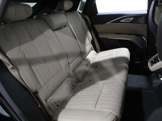 New 2026 Cadillac Lyriq V w/ LPO, Floor Liner Package image 18