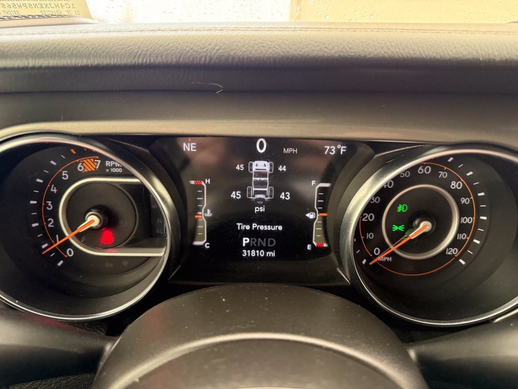 Used 2023 Jeep Wrangler Unlimited Sahara AWD/4WD image 36