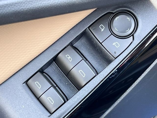 New 2026 Chevrolet Equinox ACTIV w/ Convenience Package III AWD/4WD image 14