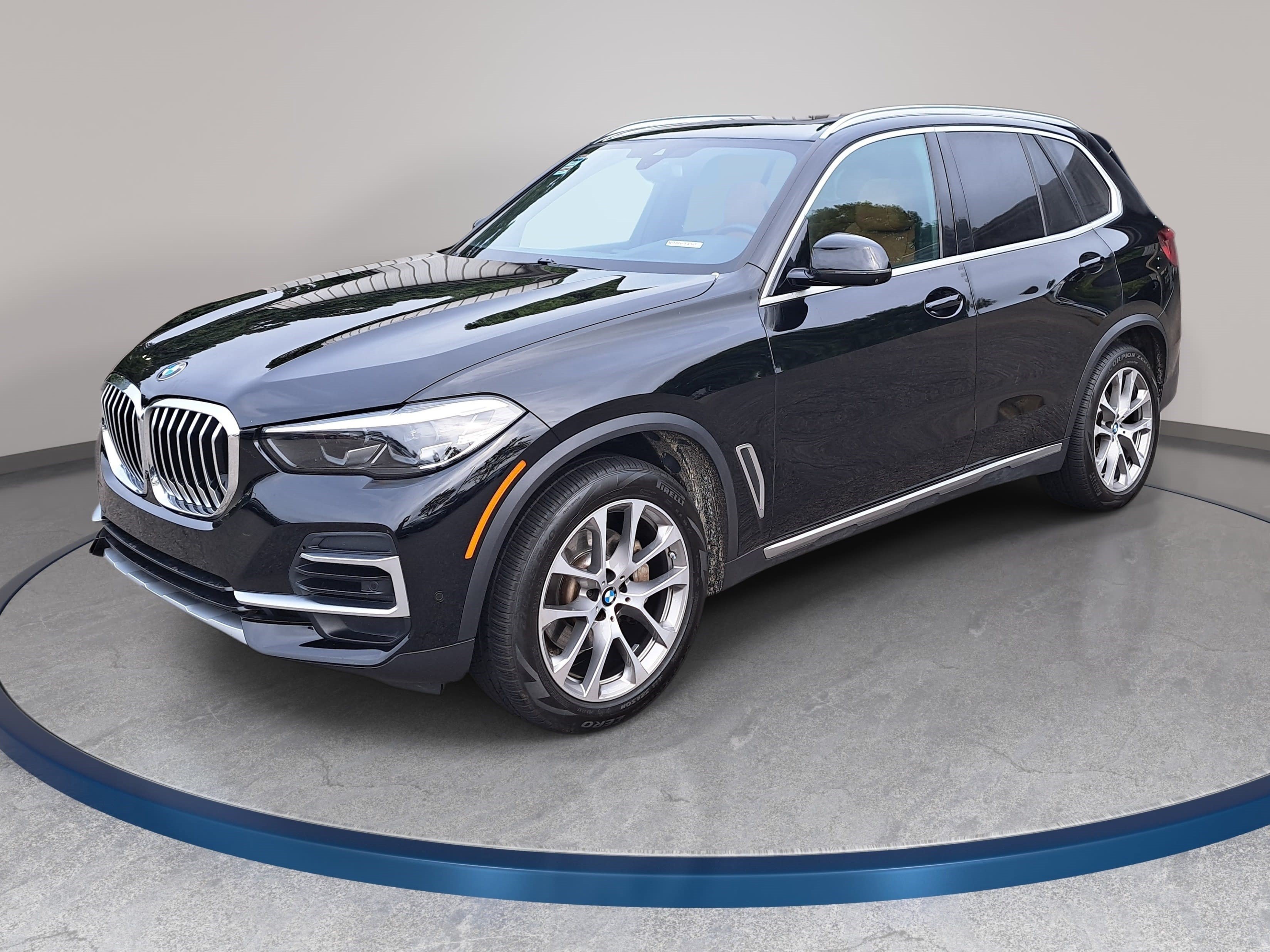 Used 2022 BMW X5 xDrive40i w/ Premium Package