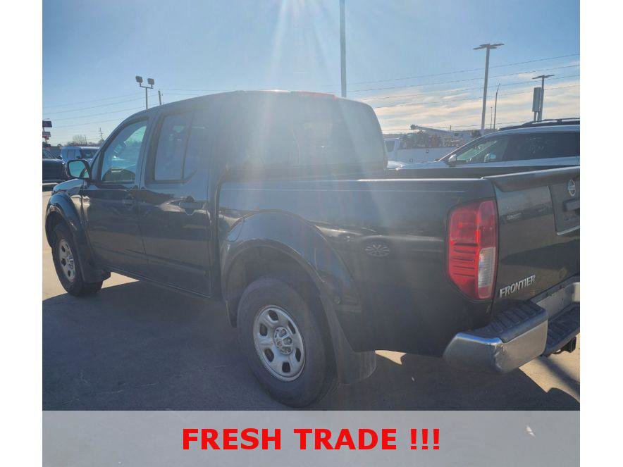 Used 2013 Nissan Frontier S image 5