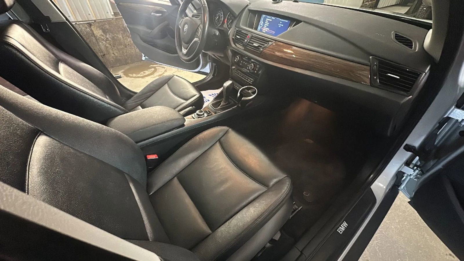 Used 2014 BMW X1 xDrive35i image 13