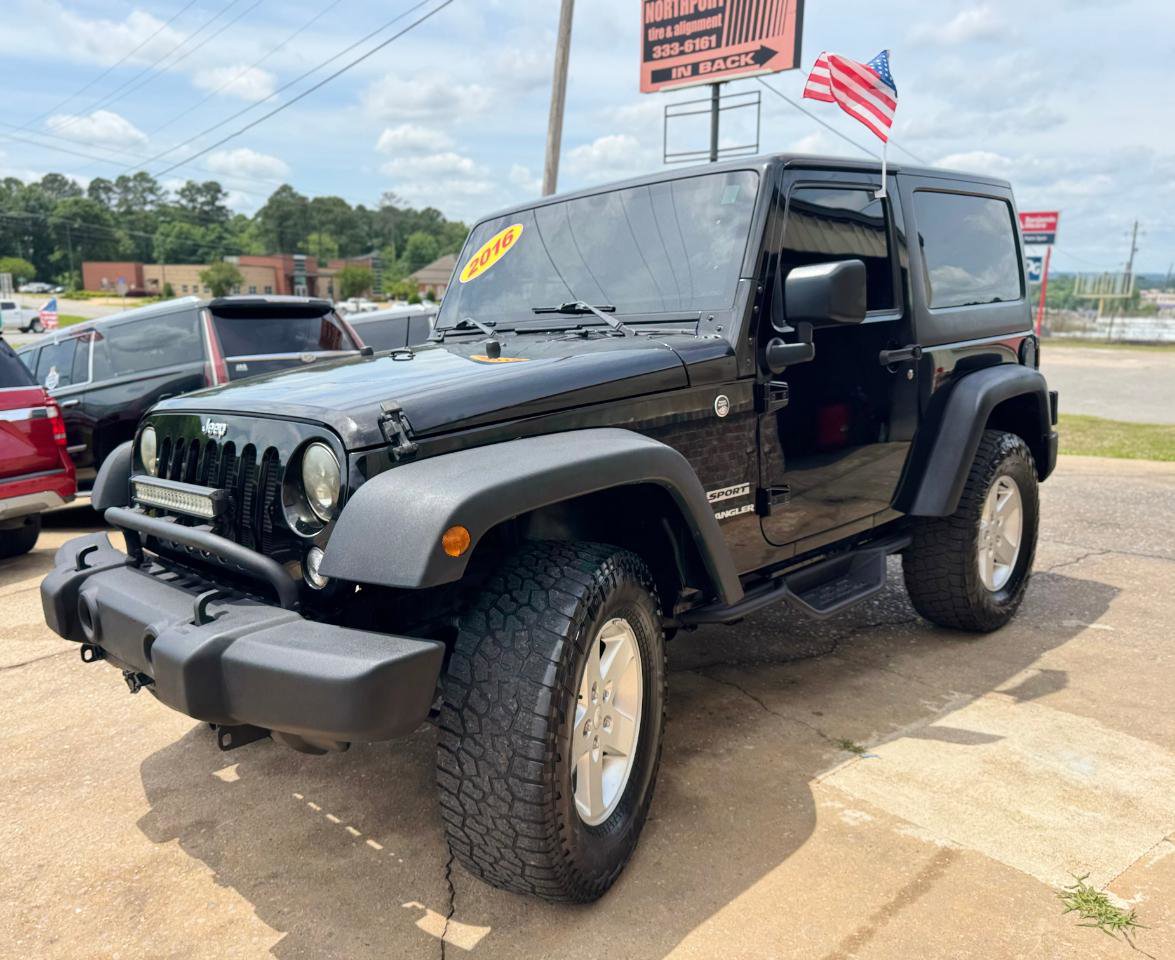 Used 2016 Jeep Wrangler Sport w/ Quick Order Package 24S AWD/4WD image 4