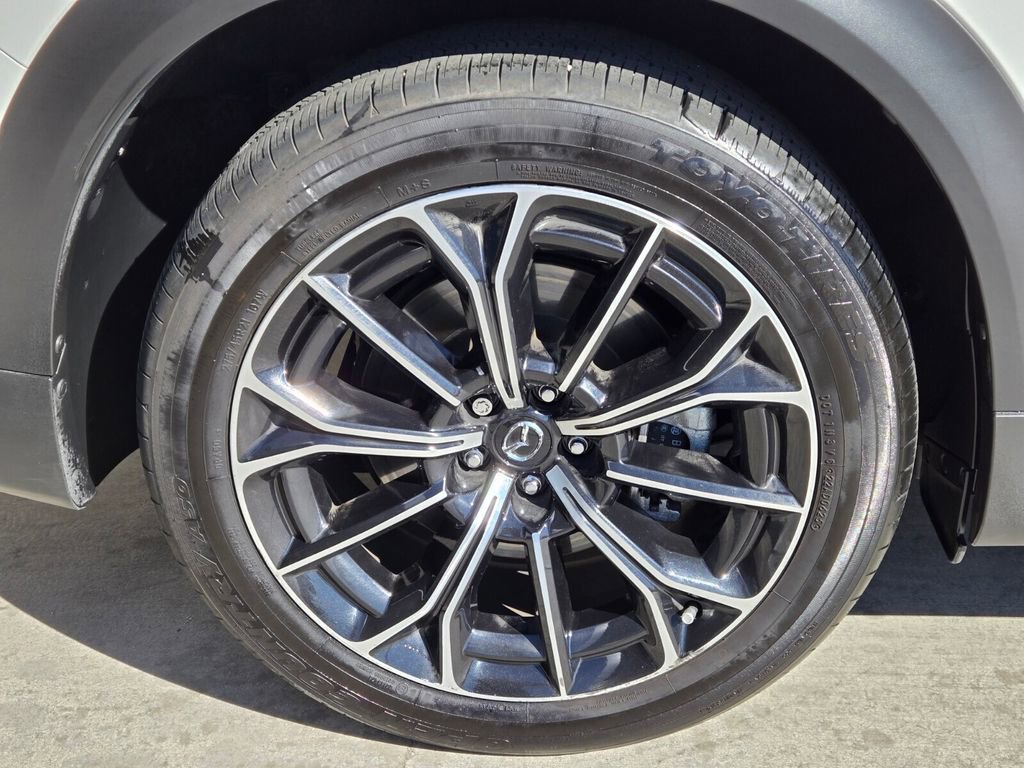 Used 2025 MAZDA CX-70 Plug-In Hybrid w/ Premium Pkg image 9