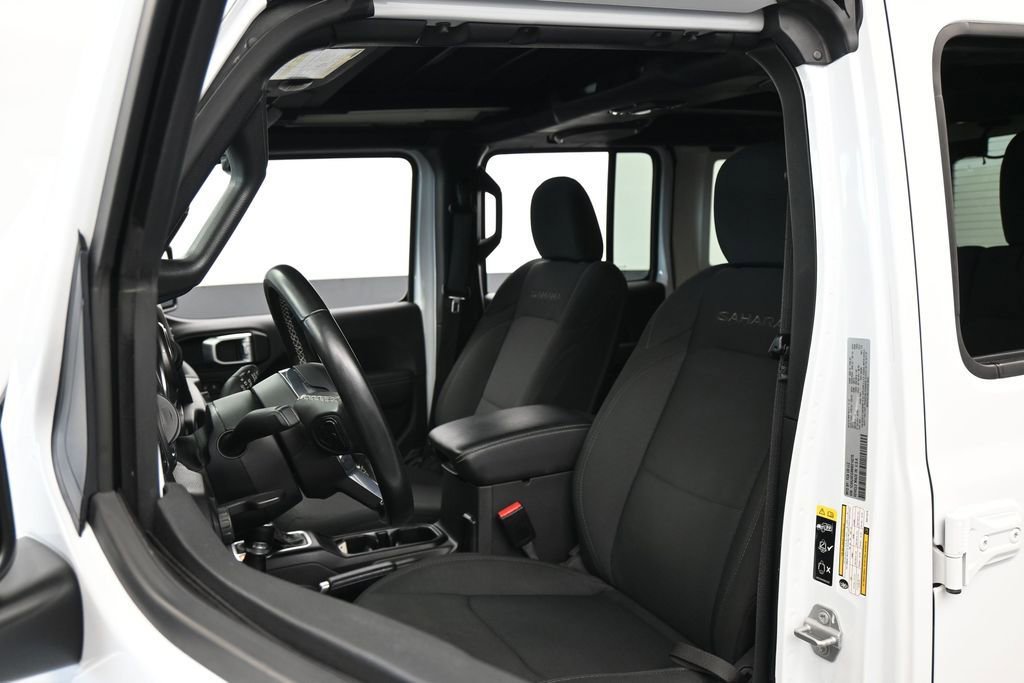 Used 2022 Jeep Wrangler Unlimited Sahara AWD/4WD image 10