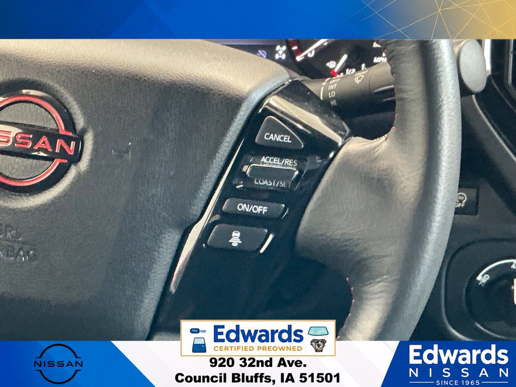 Used 2025 Nissan Frontier PRO-4X AWD/4WD image 18