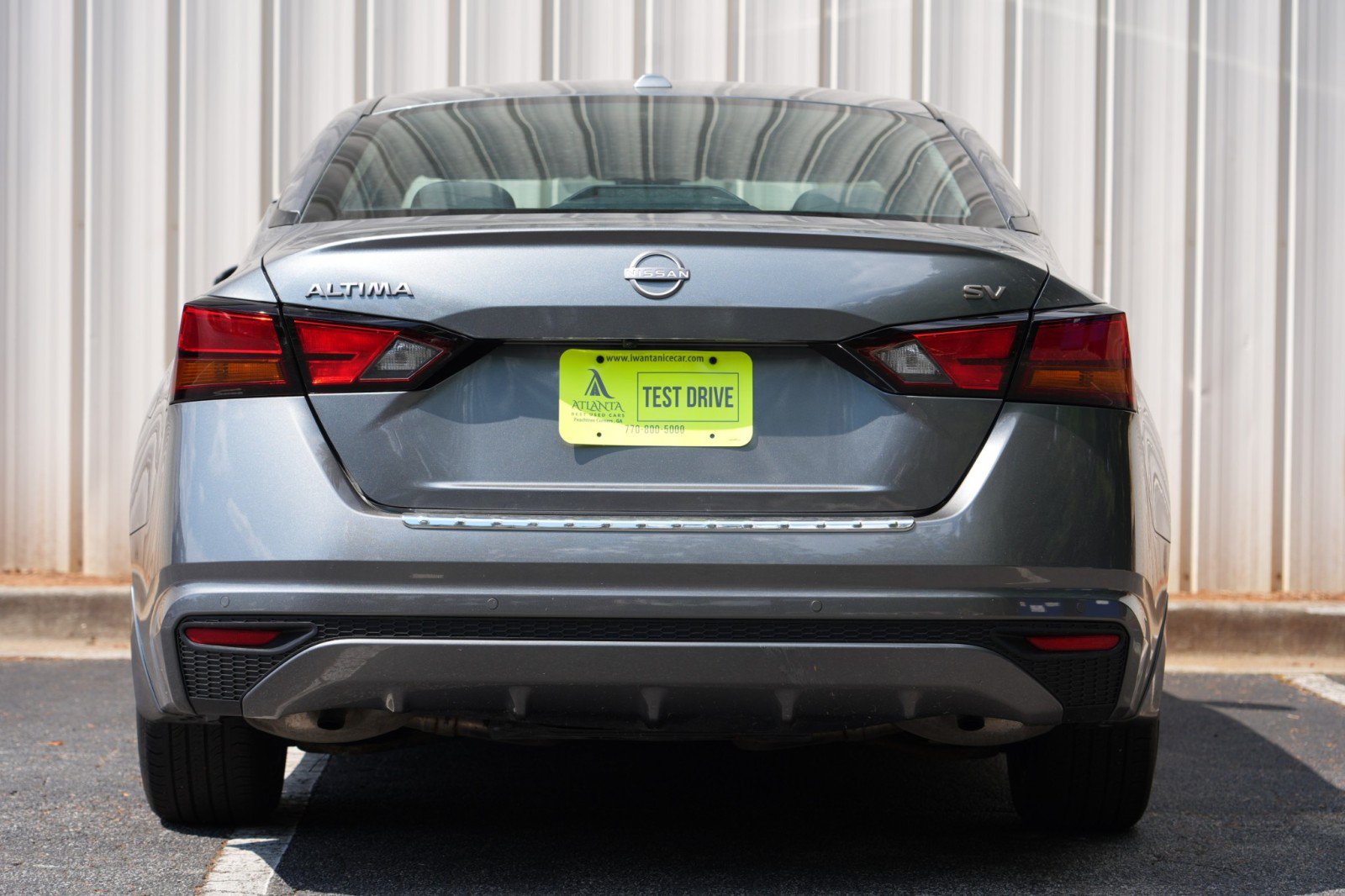 Used 2023 Nissan Altima 2.5 SV FWD image 9