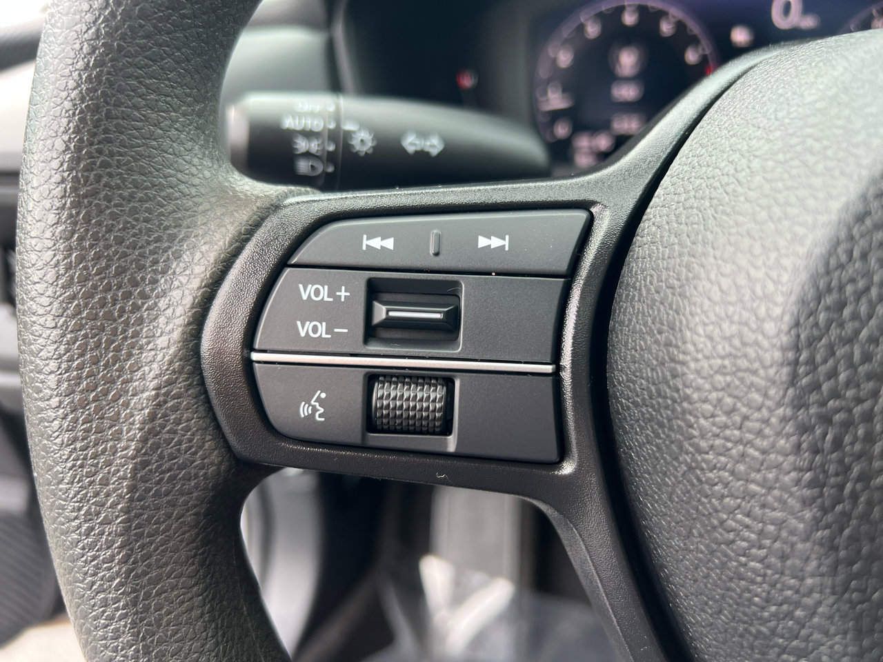 Used 2024 Honda Accord EX image 41