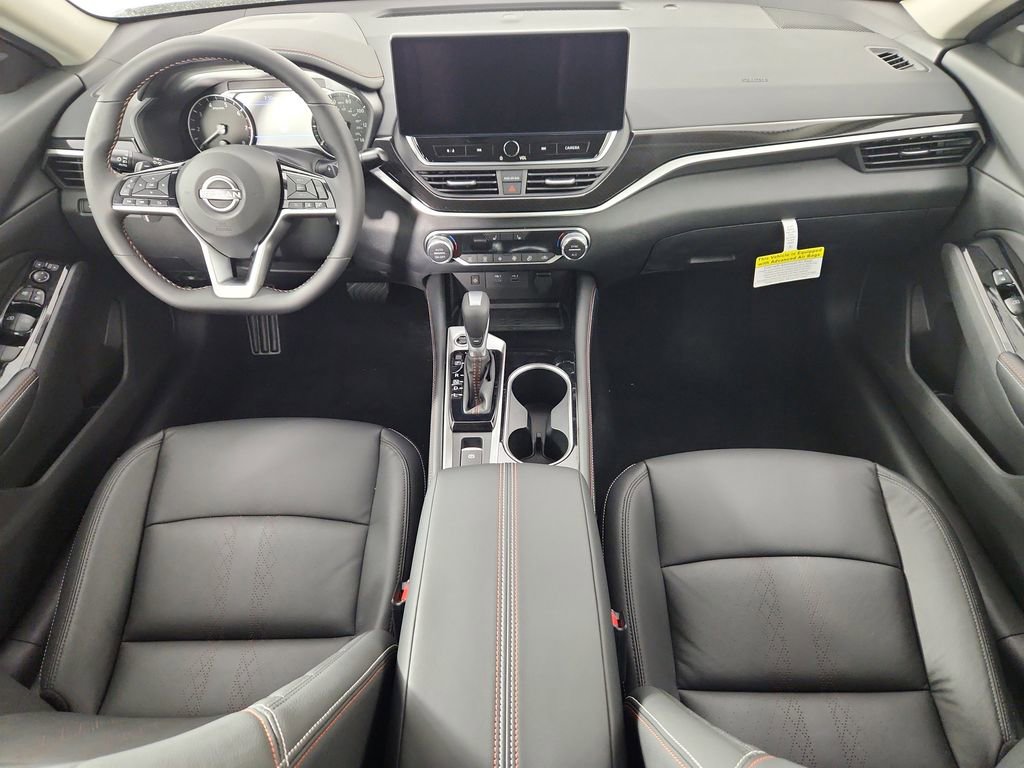New 2025 Nissan Altima 2.5 SR w/ SR Premium Package AWD/4WD image 12