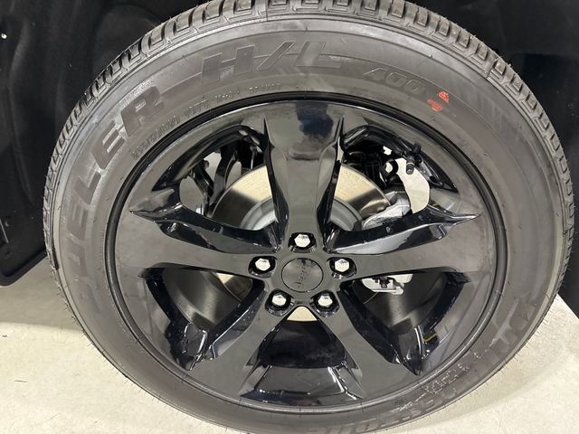 New 2025 Jeep Grand Cherokee Altitude image 6