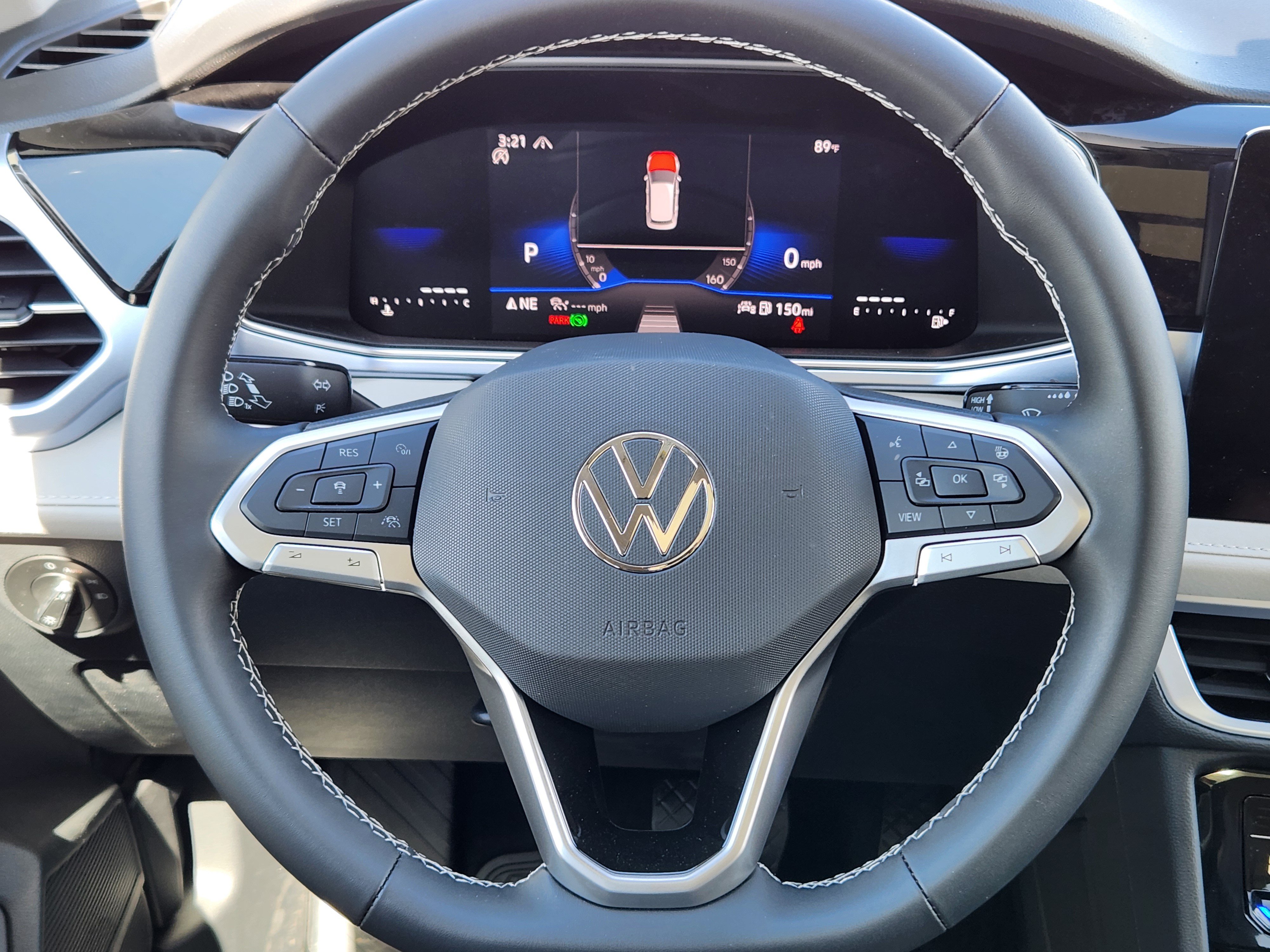 New 2026 Volkswagen Taos SE AWD/4WD image 10