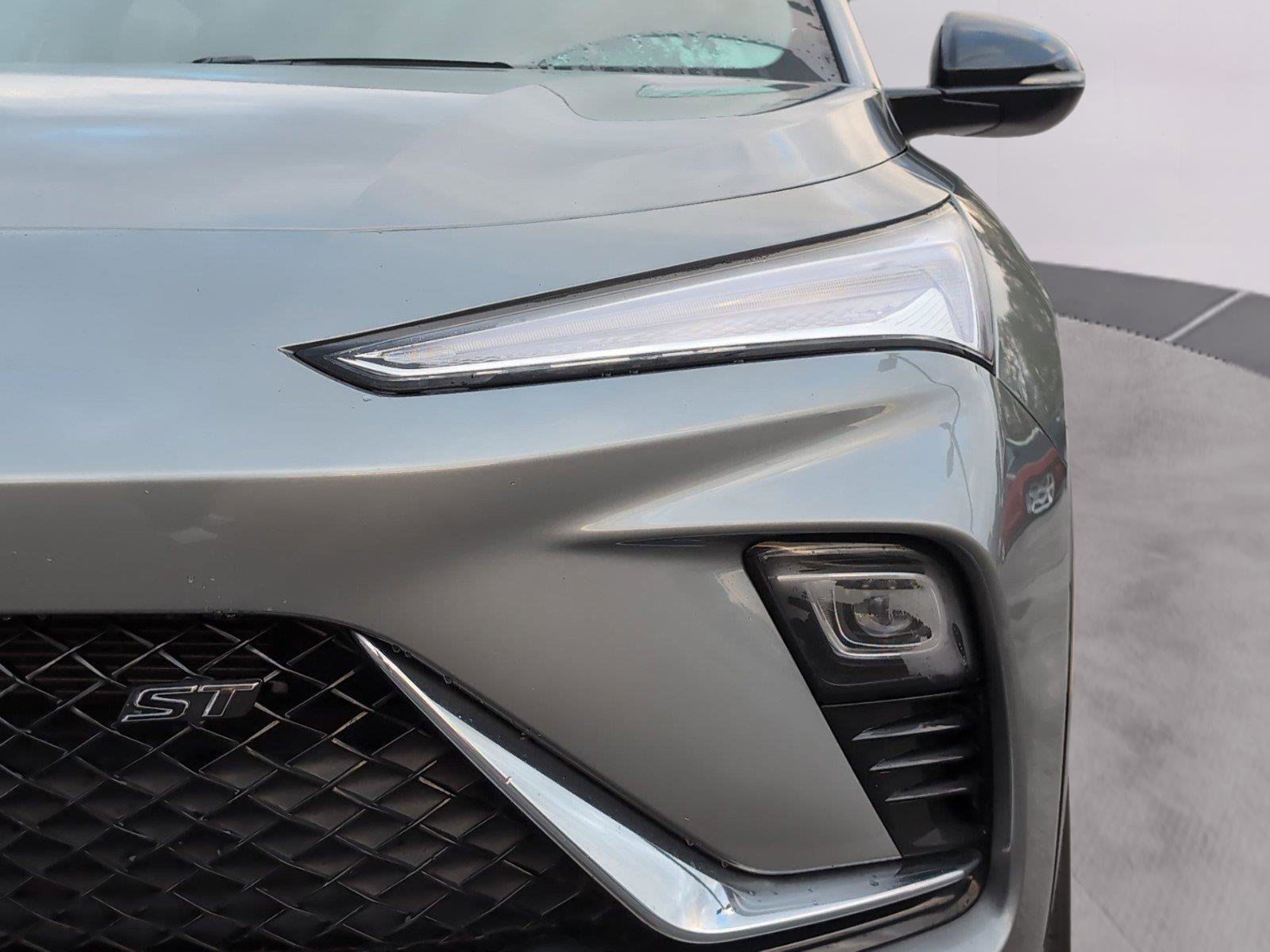 Used 2024 Buick Envista Sport Touring w/ Convenience I Package image 27