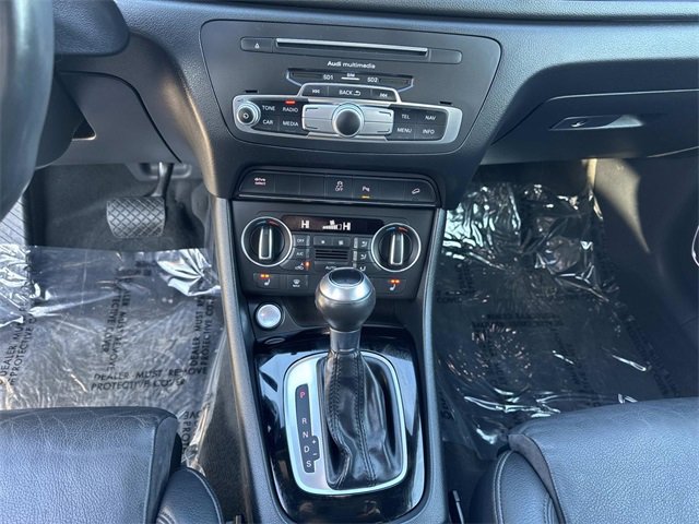 Used 2018 Audi Q3 2.0T Premium Plus w/ S Line Competition Package image 26