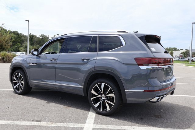 New 2026 Volkswagen Atlas SEL Premium R-Line image 5