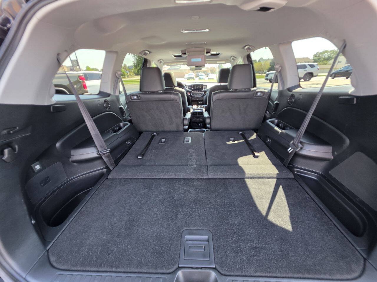 Used 2021 Honda Pilot Touring image 32