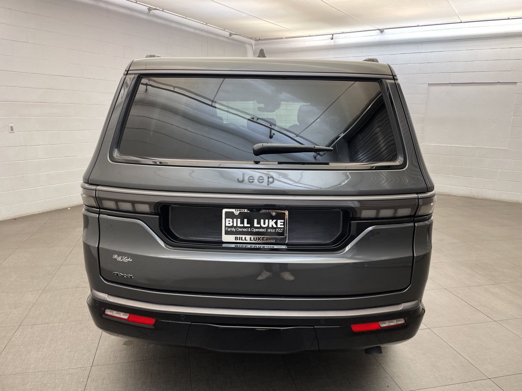 New 2026 Jeep Grand Wagoneer Limited AWD/4WD image 5