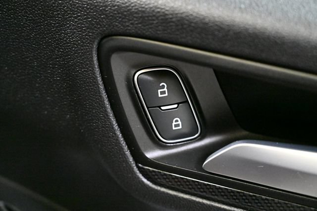 Used 2025 Ford Escape ST-Line Select AWD/4WD image 53