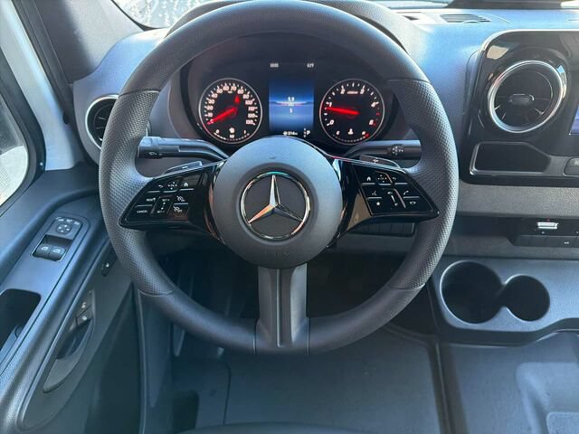 New 2026 Mercedes-Benz Sprinter 2500 image 13