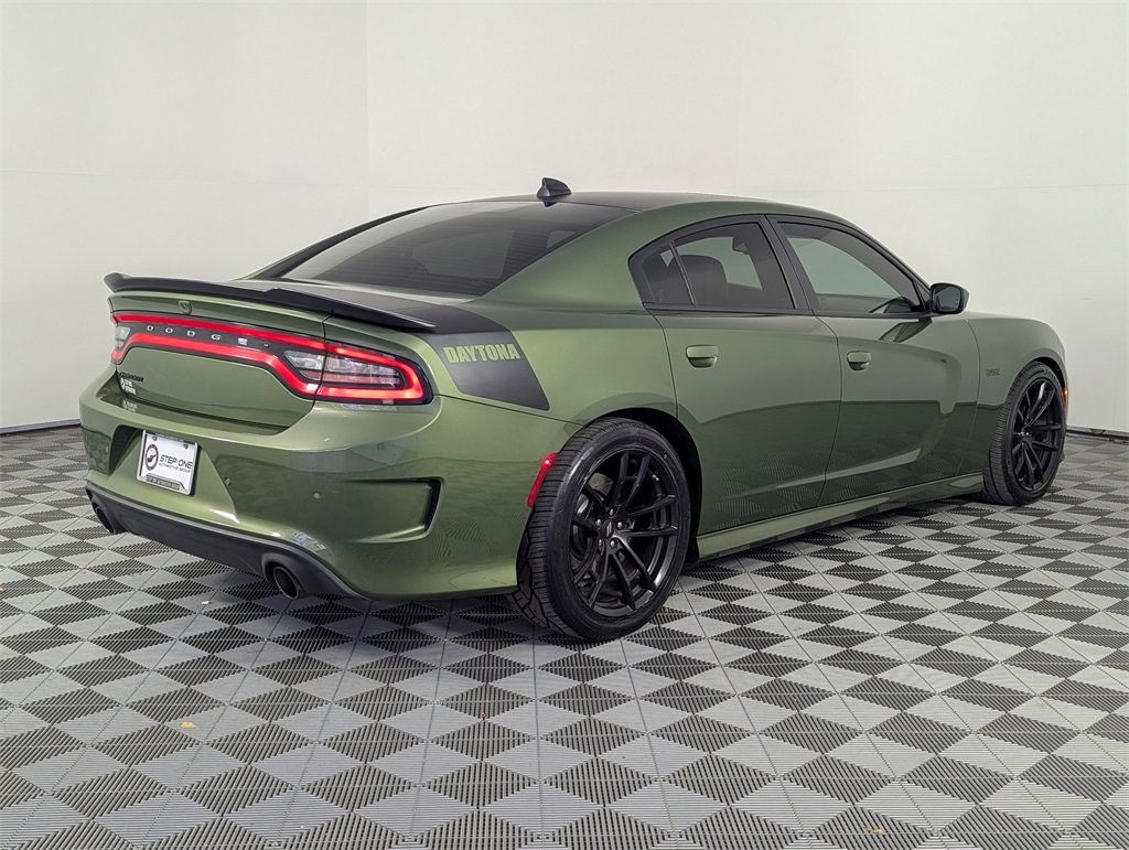 Used 2022 Dodge Charger Scat Pack w/ Daytona Edition Group image 5