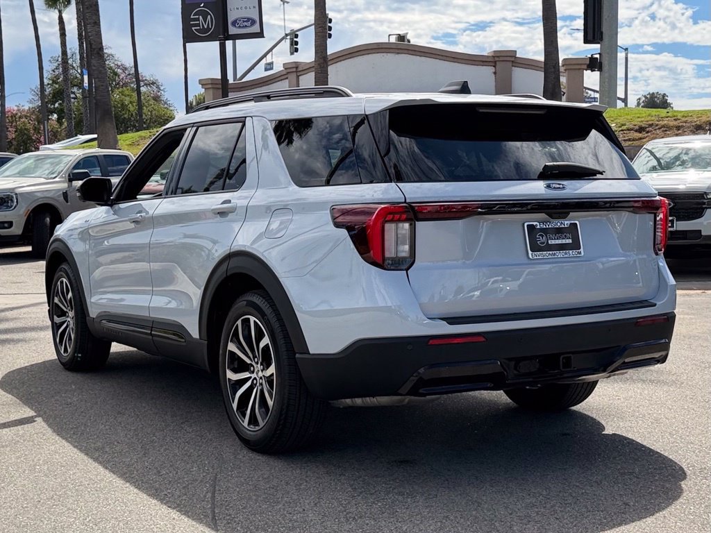 Used 2026 Ford Explorer ST-Line RWD image 6
