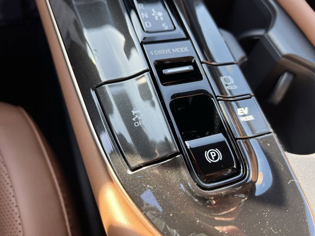 New 2026 Toyota Crown Signia AWD/4WD image 26