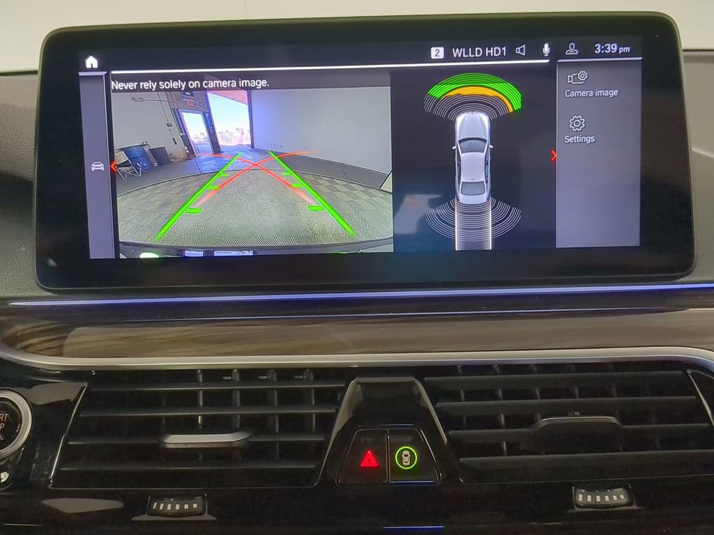 Used 2023 BMW 540i w/ M Sport Package image 26