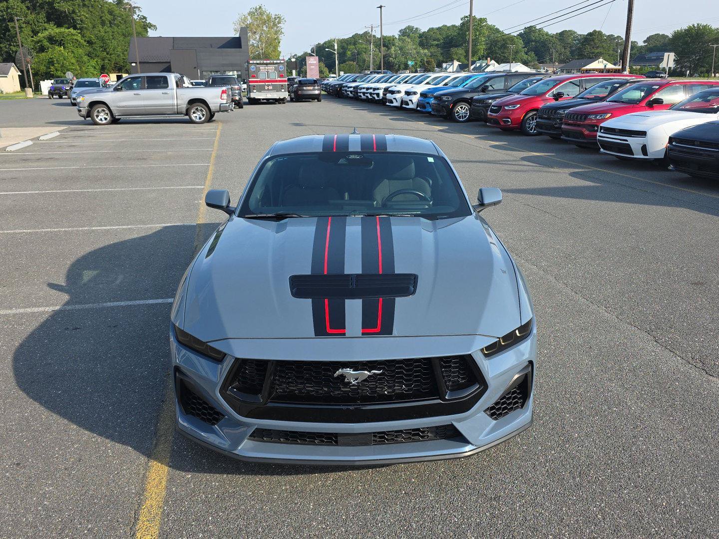 Used 2024 Ford Mustang GT RWD image 3