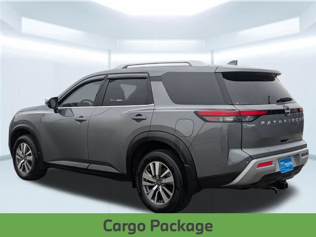 Used 2025 Nissan Pathfinder SL w/ Cargo Package FWD image 4