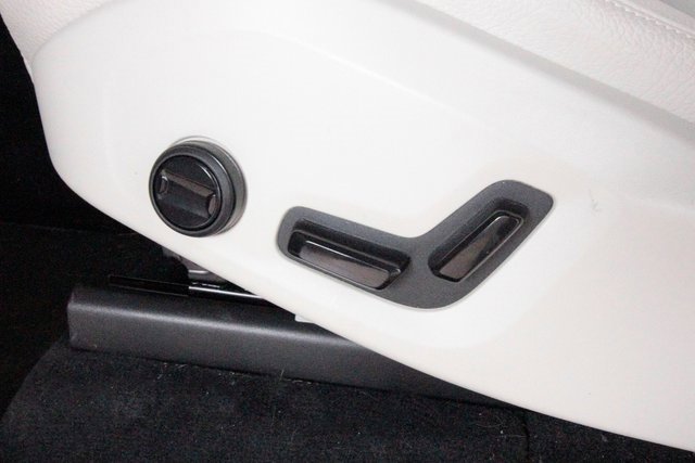 Certified 2024 Volvo XC90 B6 Plus image 12