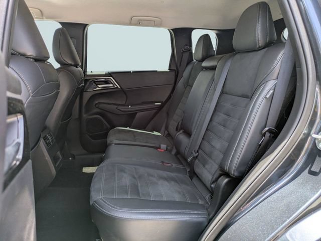 Used 2024 Mitsubishi Outlander SE FWD image 15