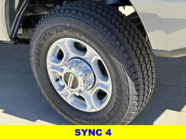 New 2026 Ford F250 XLT w/ FX4 Off-Road Package image 9