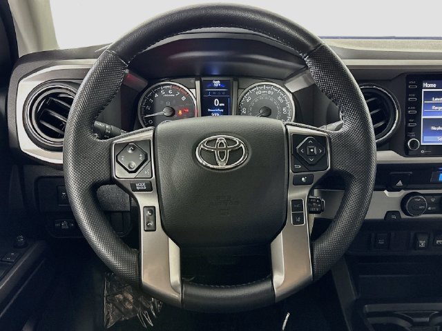 Used 2022 Toyota Tacoma SR5 RWD image 11