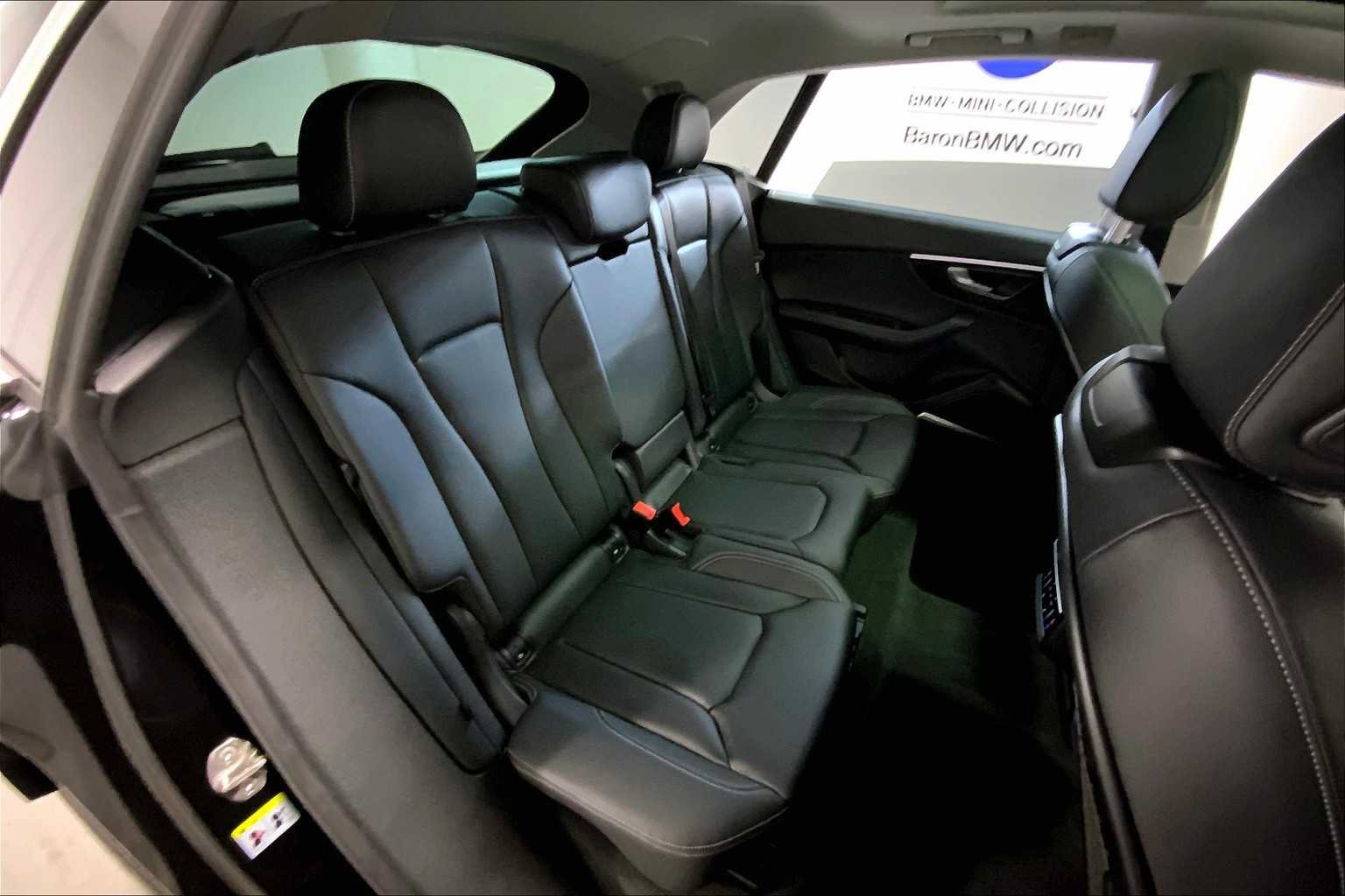 Used 2023 Audi Q8 Prestige image 19