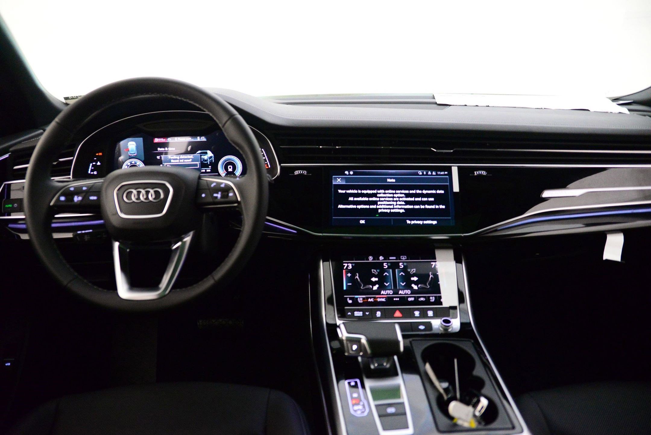 New 2025 Audi Q8 Premium Plus image 23