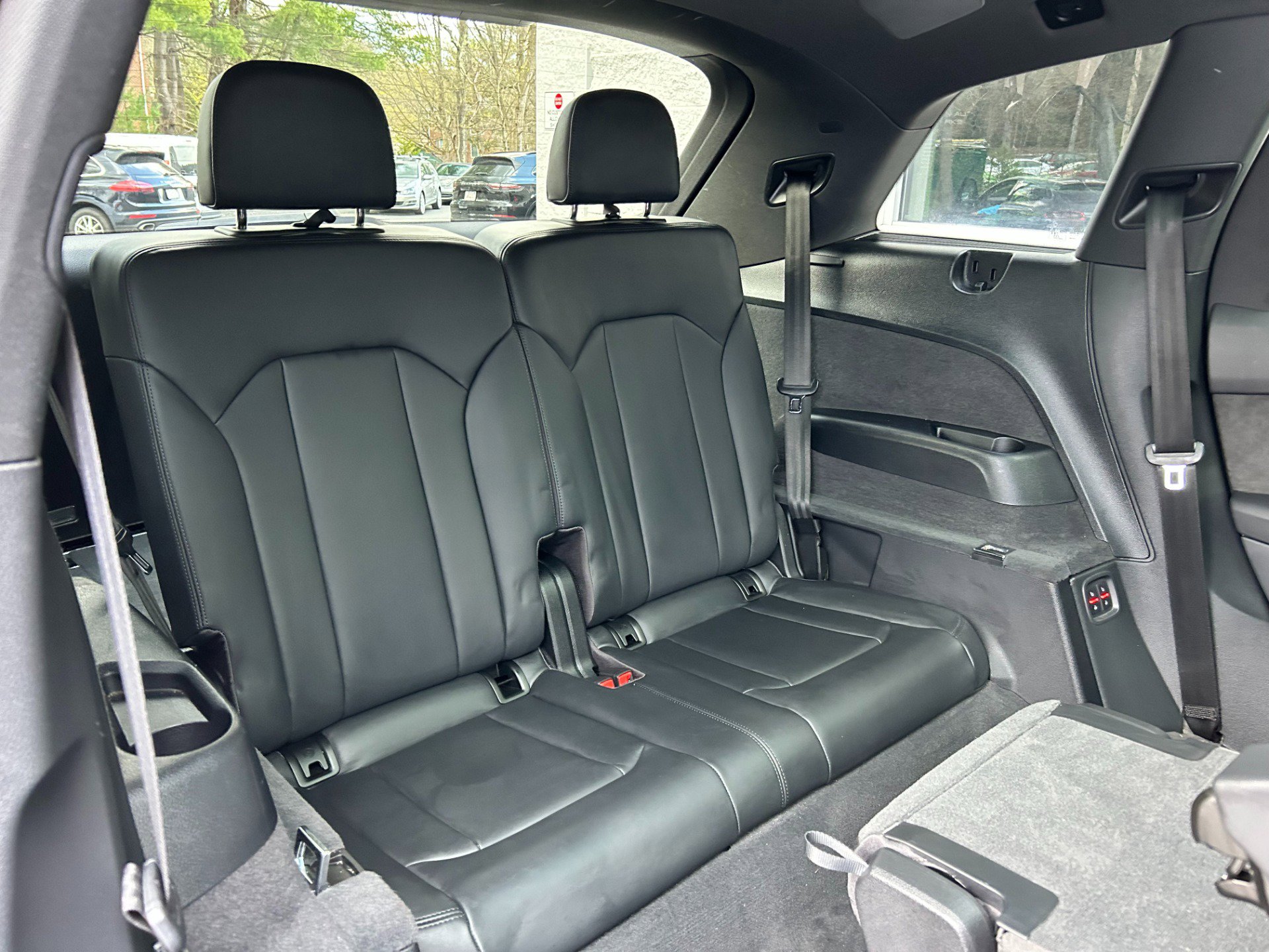 Used 2021 Audi SQ7 Premium Plus w/ Driver Assistance Package image 51