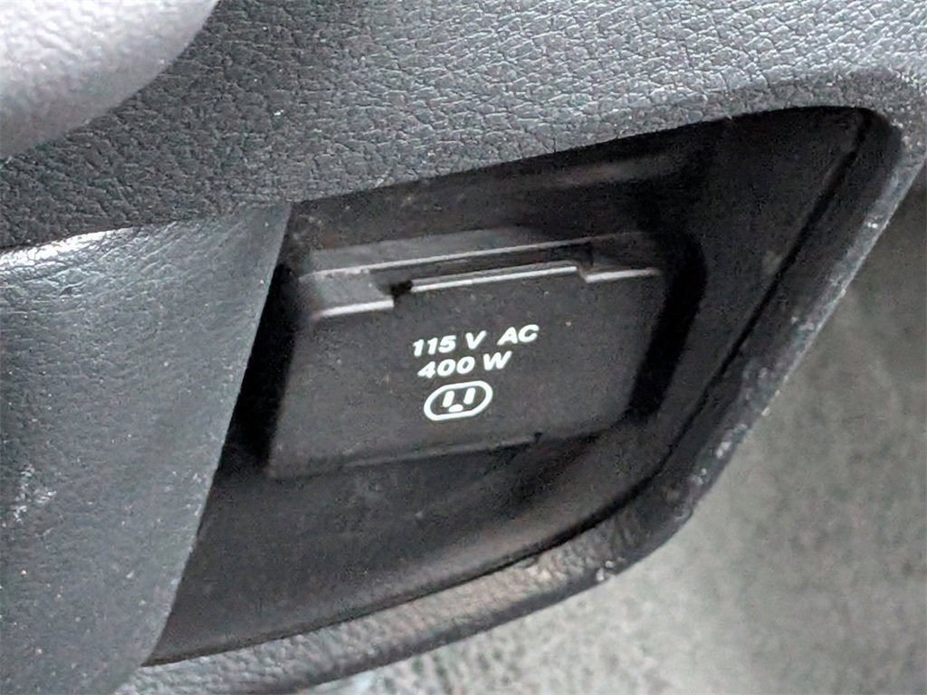 Used 2023 RAM 1500 Laramie image 24