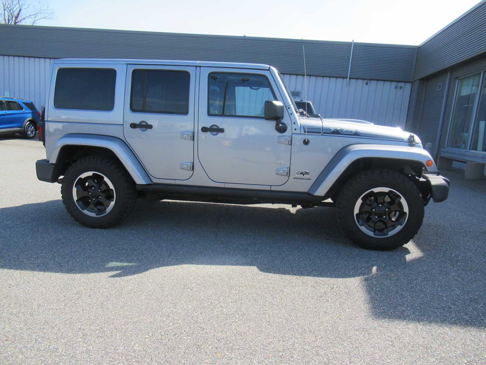 Used 2014 Jeep Wrangler Polar Edition image 4