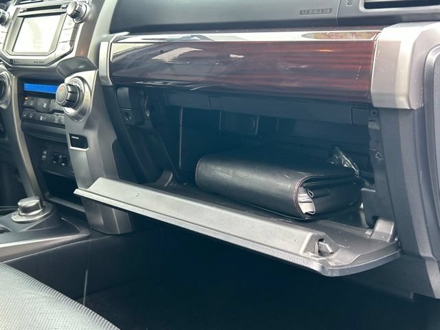 Used 2018 Toyota 4Runner Limited AWD/4WD image 21