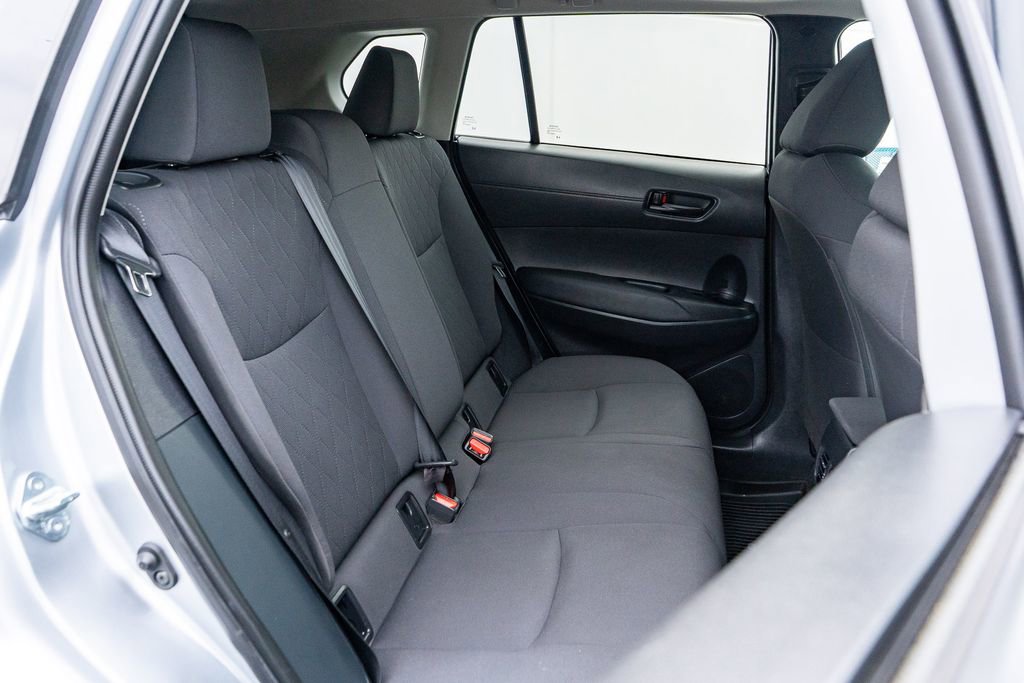 Used 2023 Toyota Corolla Cross LE w/ Moonroof Package AWD/4WD image 15
