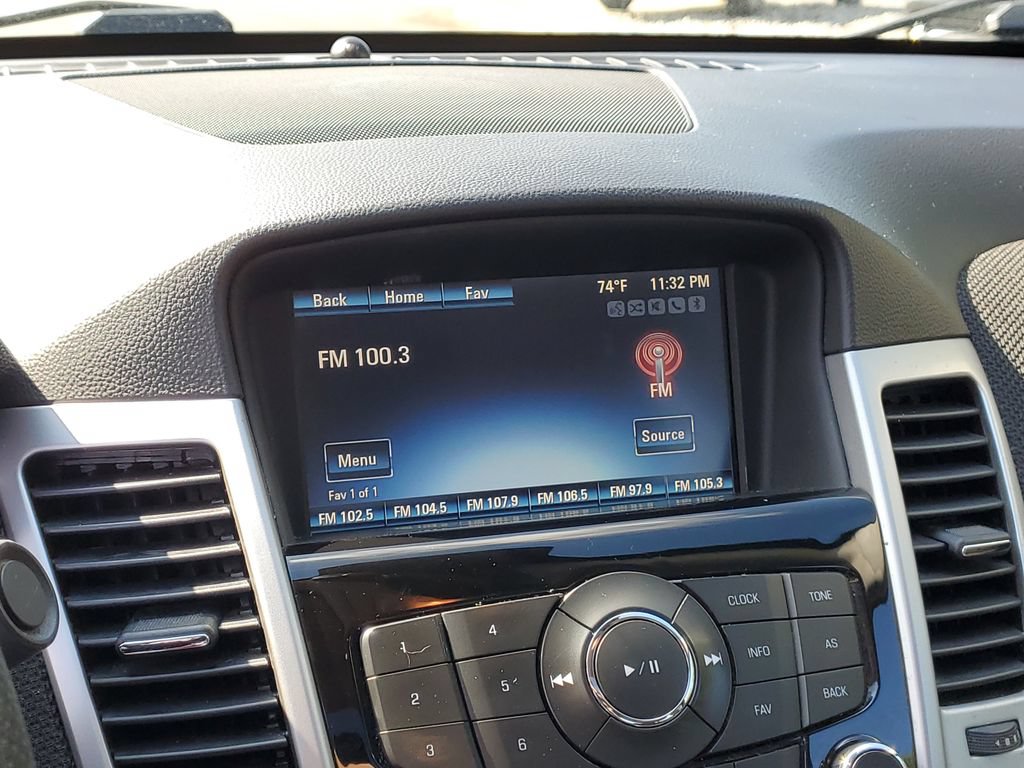 Used 2015 Chevrolet Cruze LT w/ Sun And Sound Package FWD image 15