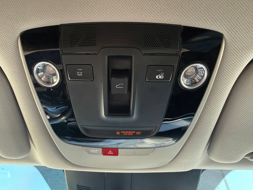 Used 2025 Kia Sorento EX w/ Panoramic Sunroof Package FWD image 32
