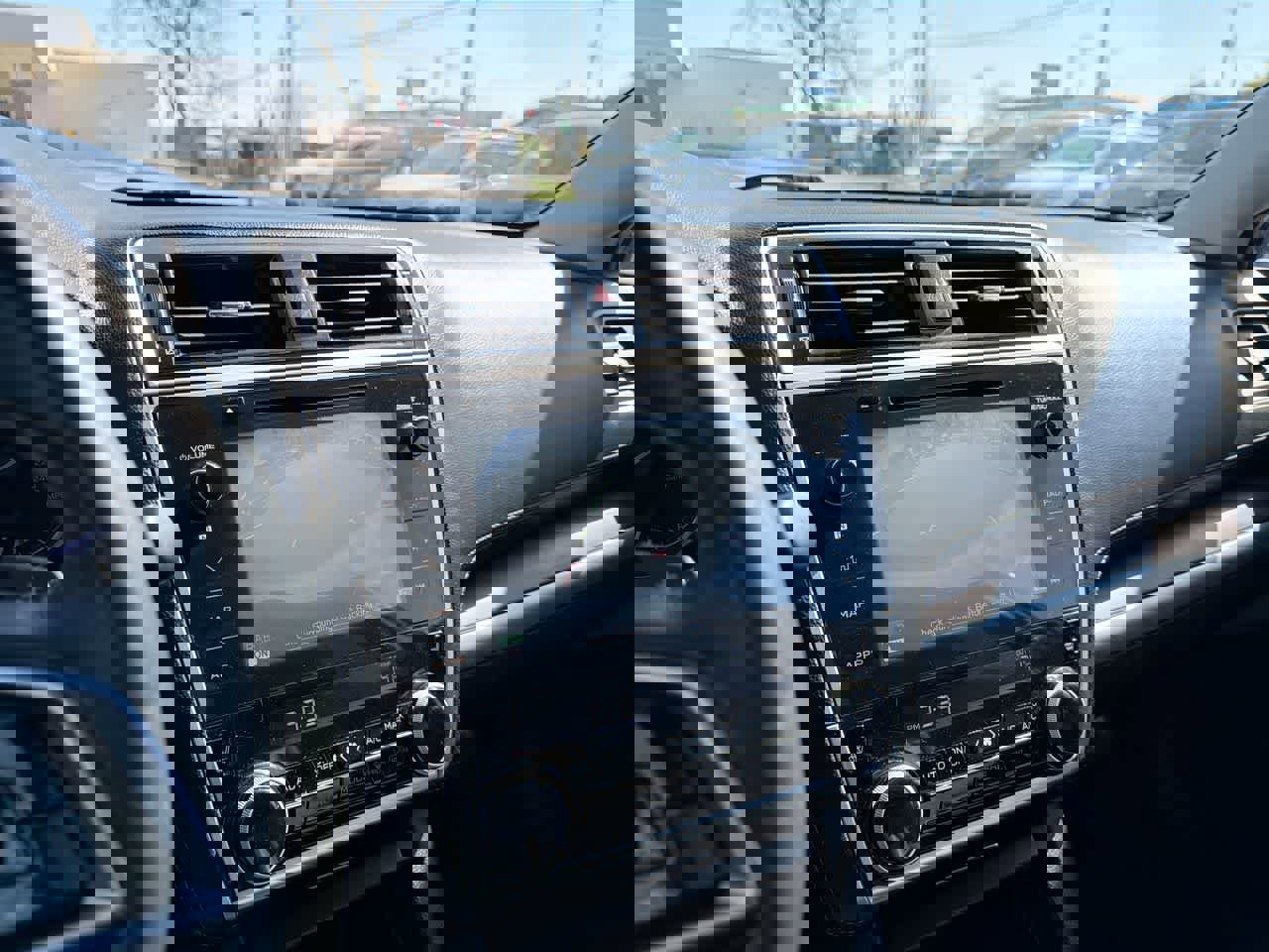 Used 2018 Subaru Outback 2.5i Limited AWD/4WD image 33