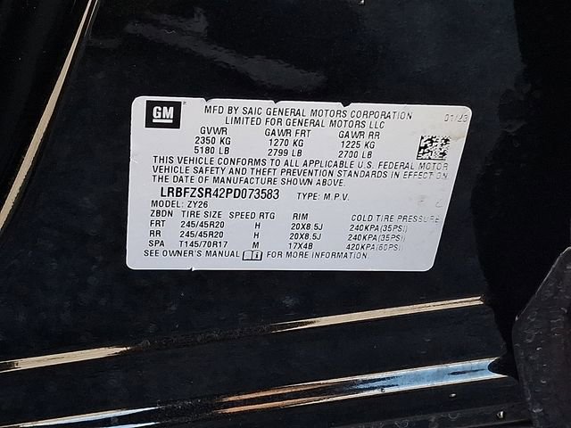 Used 2023 Buick Envision Avenir image 29