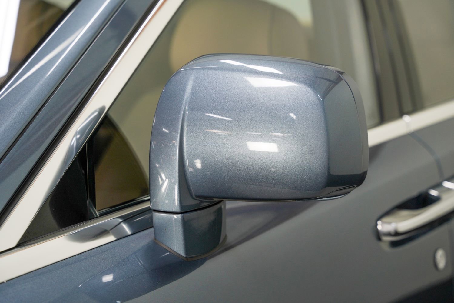 Used 2011 Rolls-Royce Ghost RWD image 15