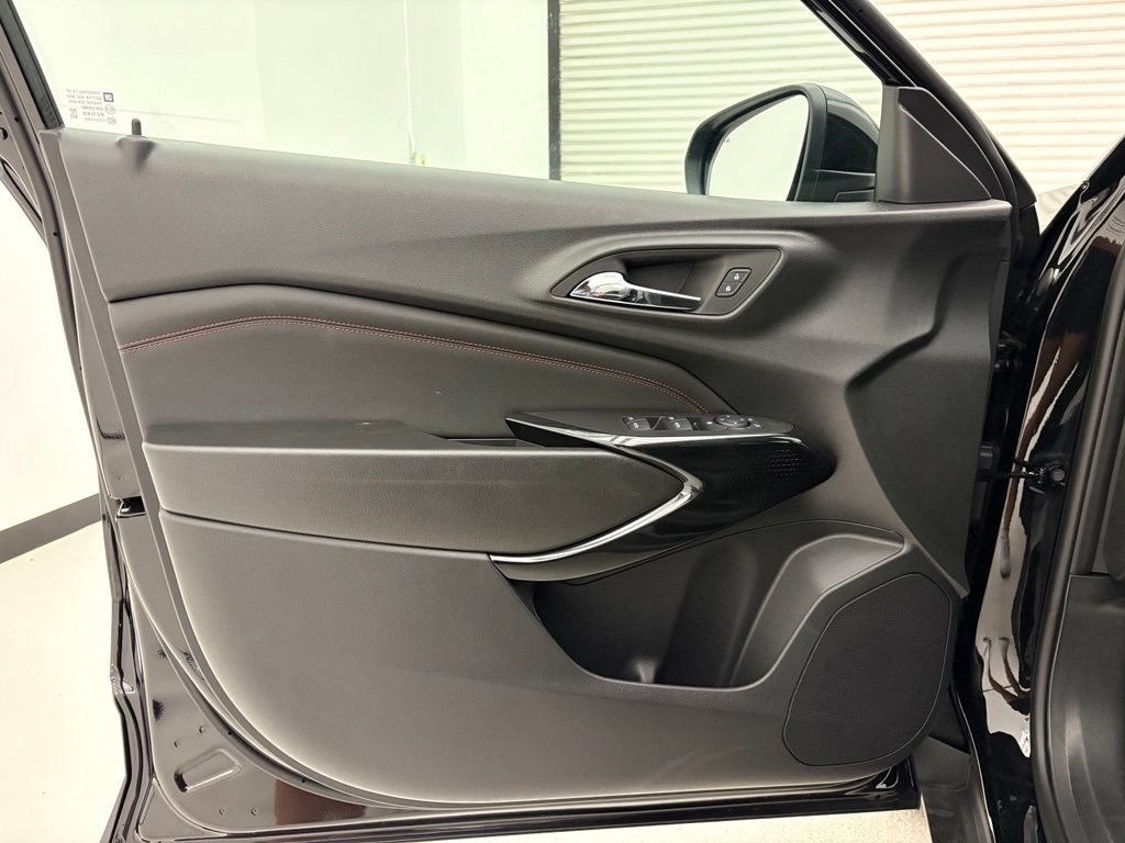 New 2026 Chevrolet Trax RS w/ Driver Confidence Package FWD image 25