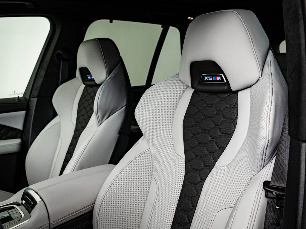 New 2026 BMW X5 M Competition w/ Executive Package AWD/4WD image 25