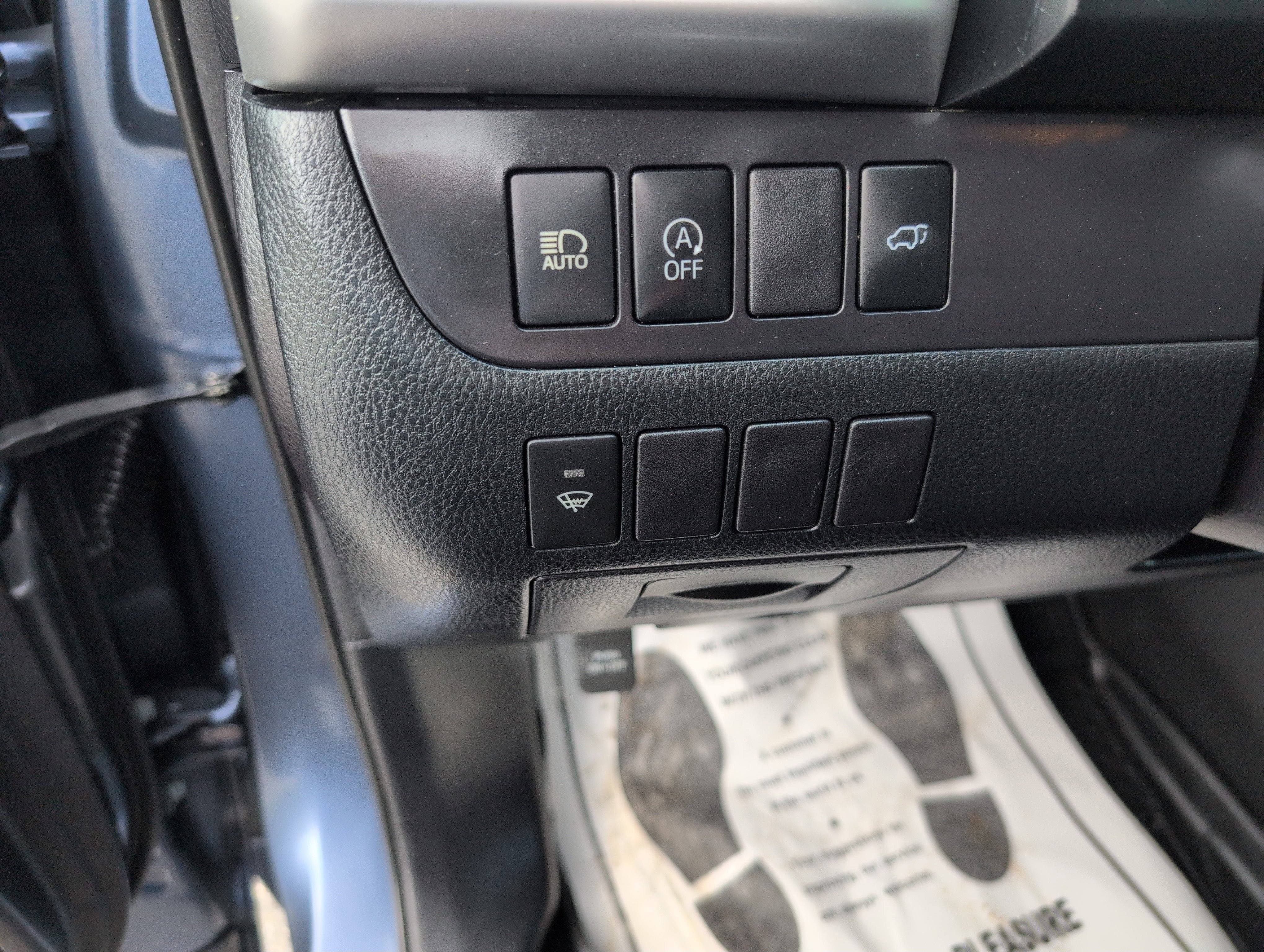 Used 2018 Toyota Highlander XLE image 15