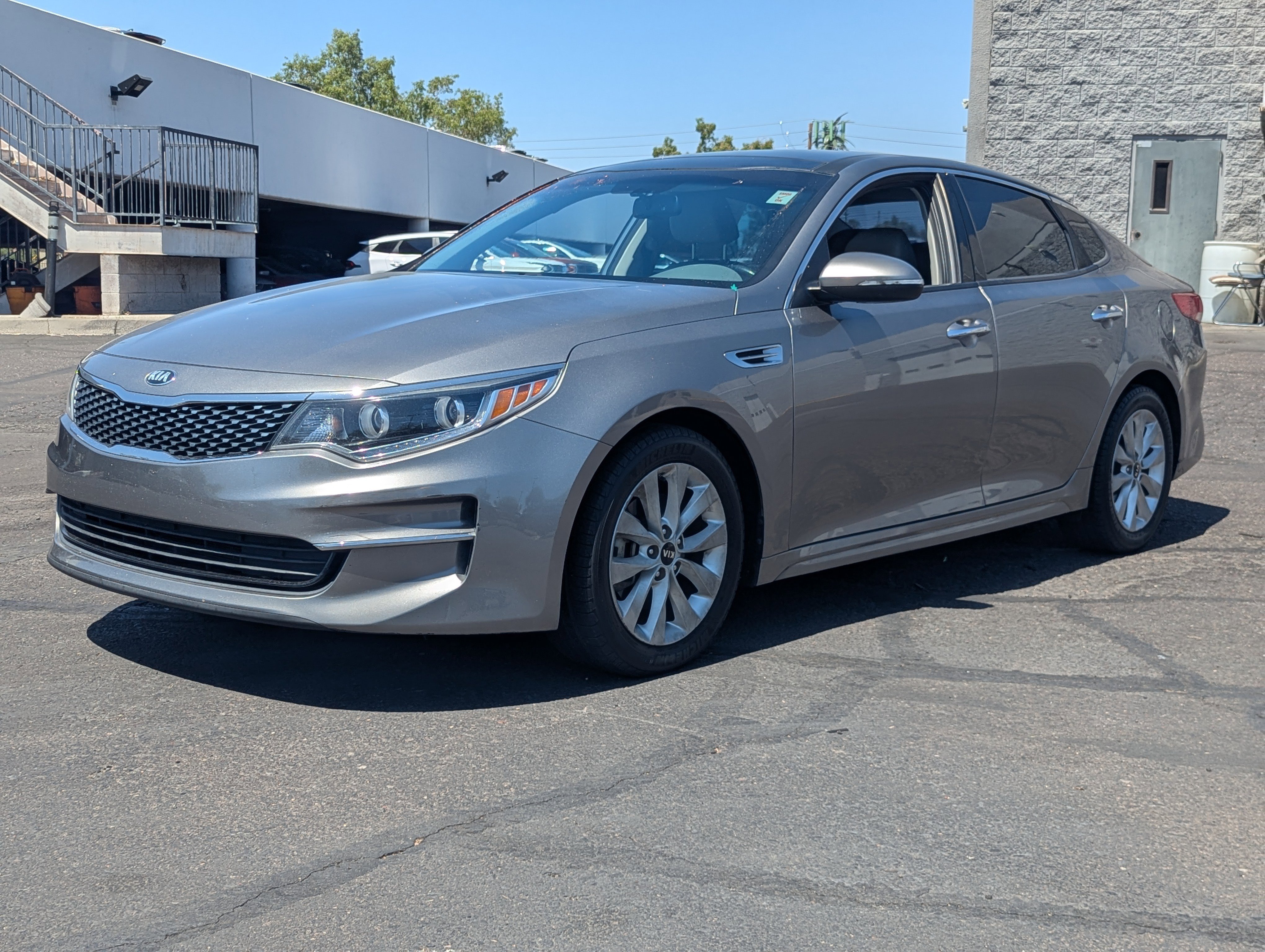 Used 2016 Kia Optima EX w/ Premium Package FWD image 6
