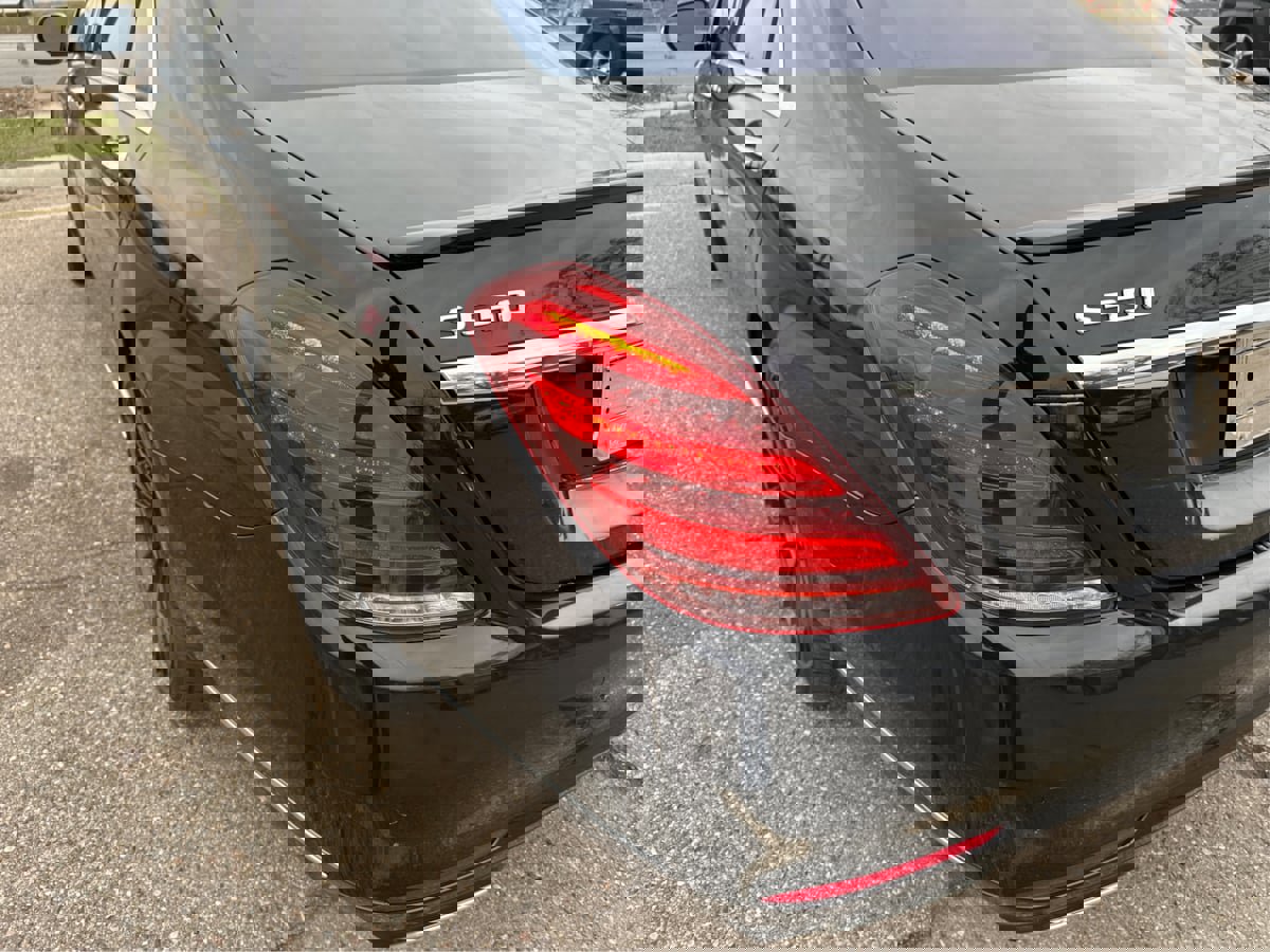 Used 2017 Mercedes-Benz S 550 4MATIC Sedan image 33